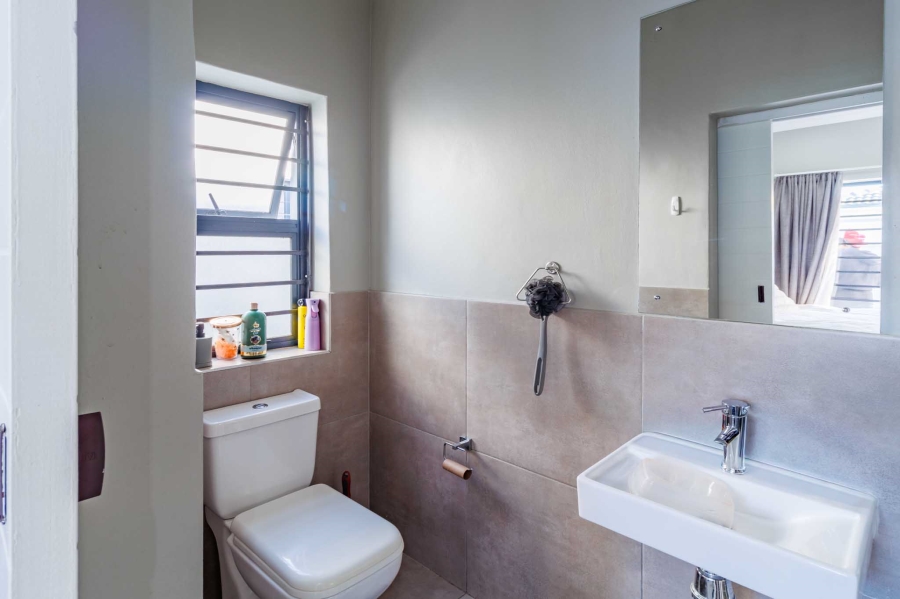 3 Bedroom Property for Sale in Parklands Western Cape